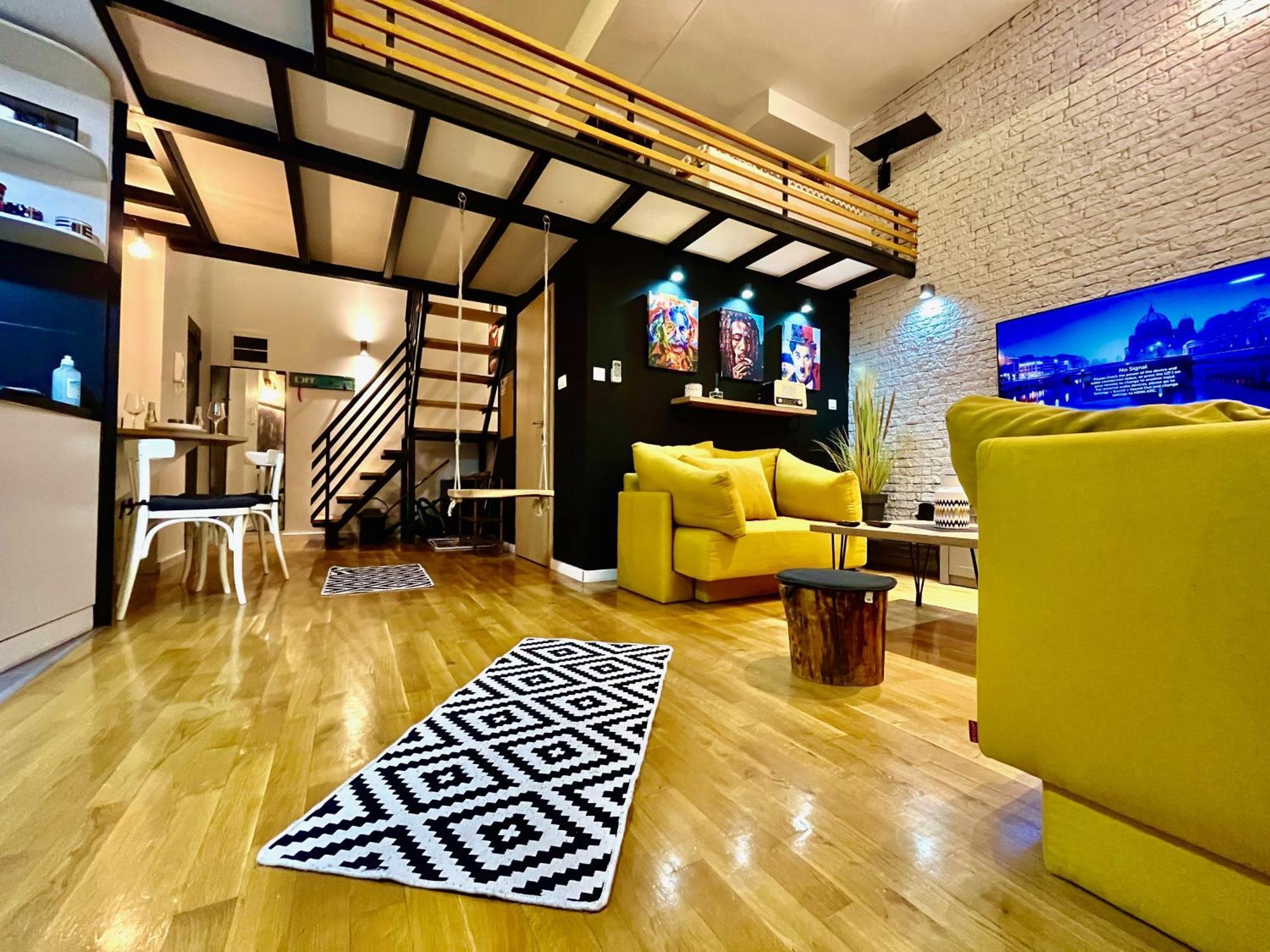 Lifestyle Gallery Apartment 스코페 외부 사진