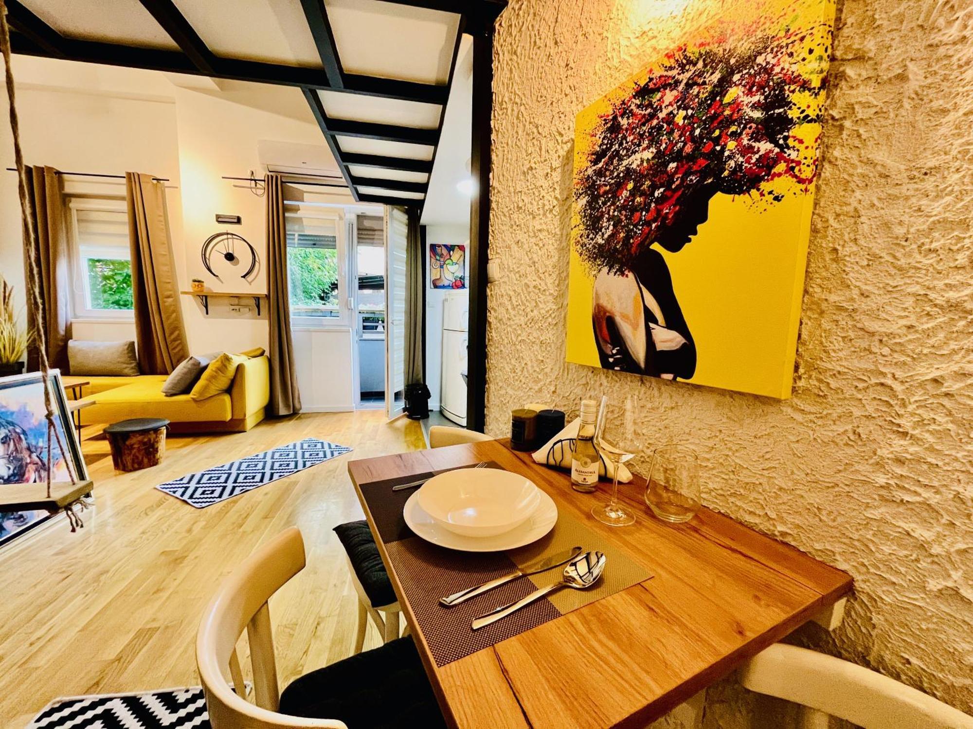 Lifestyle Gallery Apartment 스코페 외부 사진