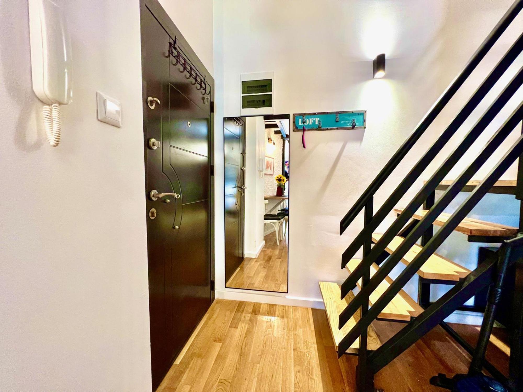 Lifestyle Gallery Apartment 스코페 외부 사진
